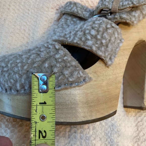 $575 Rachel Comey Fiero Clogs 9 9.5 Platform Shearling Groovy Retro Mule - Picture 8 of 11